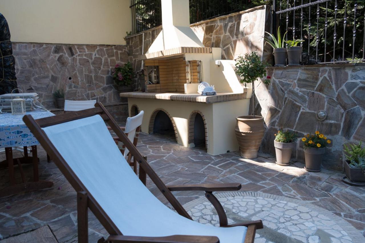 Villa Konstantina Petrití Exterior foto