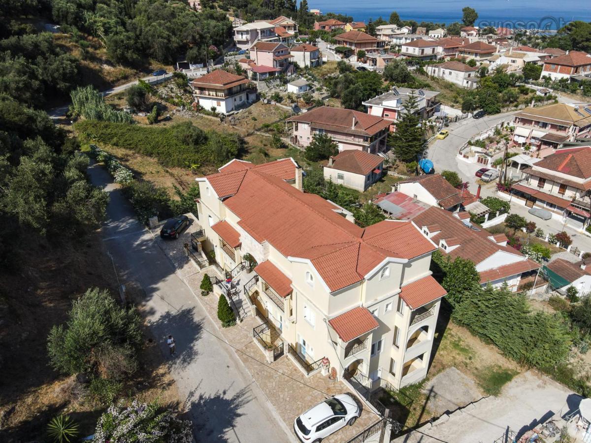Villa Konstantina Petrití Exterior foto