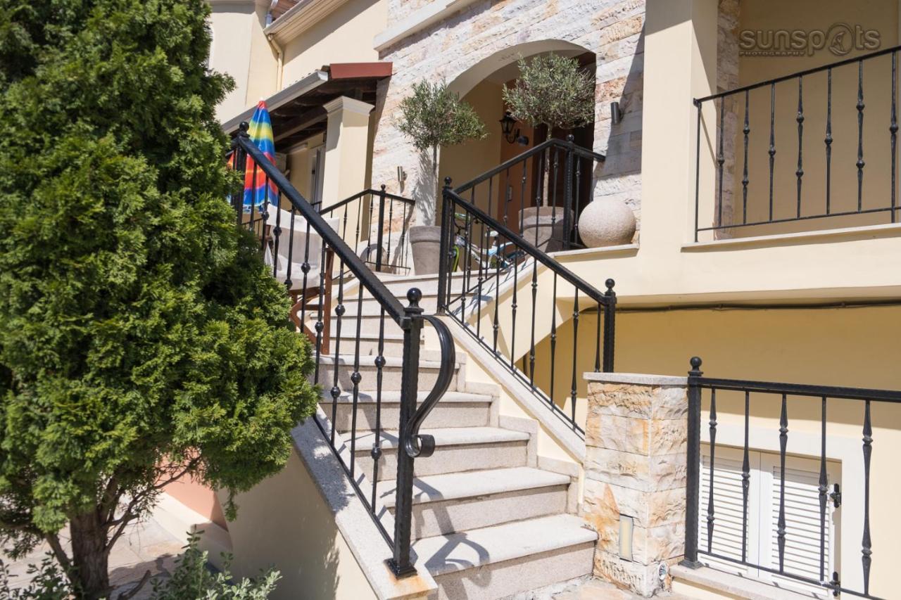 Villa Konstantina Petrití Exterior foto